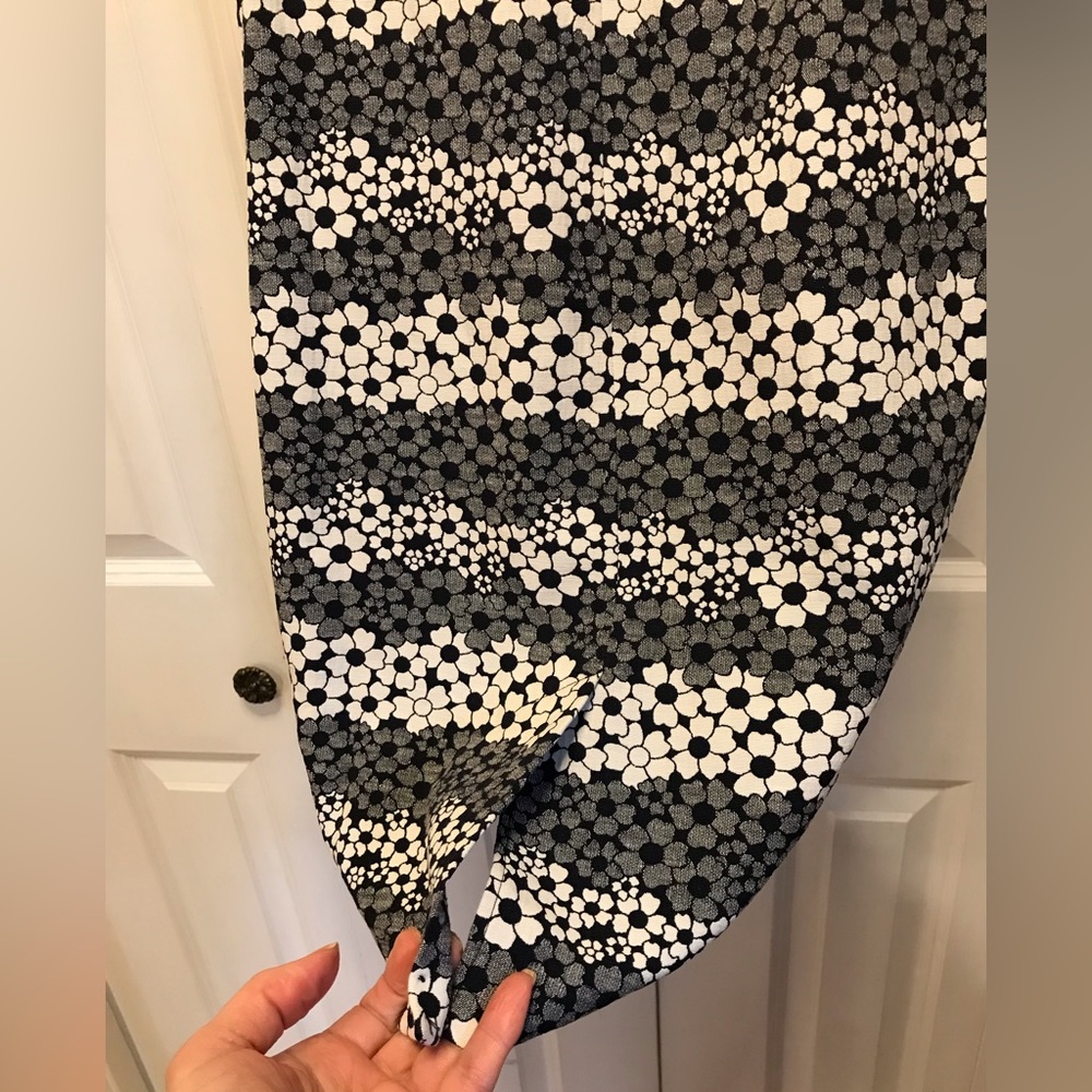 NWT Karl Lagerfeld Paris Dress ( Size 8) Color Black/Gray/ White - Picture 4 of 9
